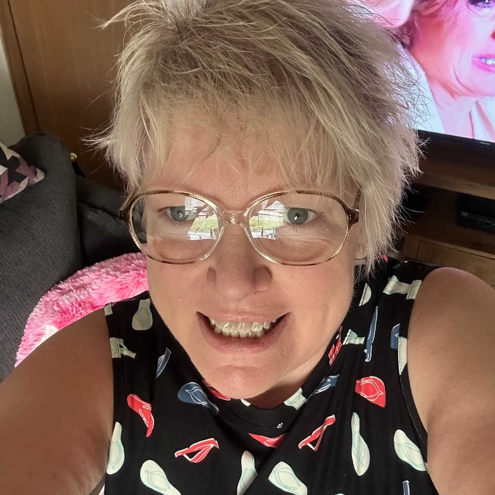 Meet your Posher, Cindy